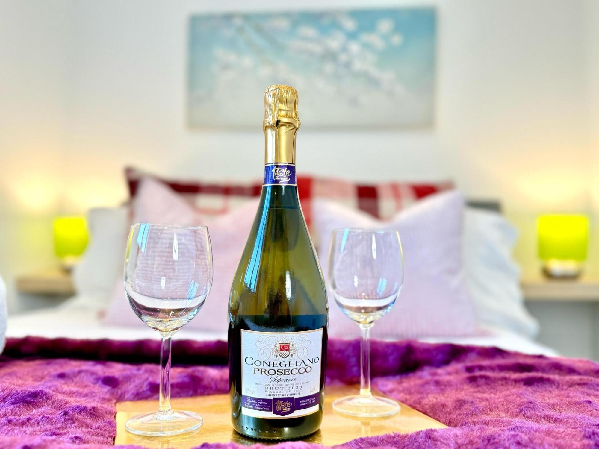 Evergreen Lodge - Two Bed Lux Flat - Parking, Garden, Patio, Wifi, Netflix - Close To Blenheim Palace & Oxford - F3 Кидлингтон Экстерьер фото
