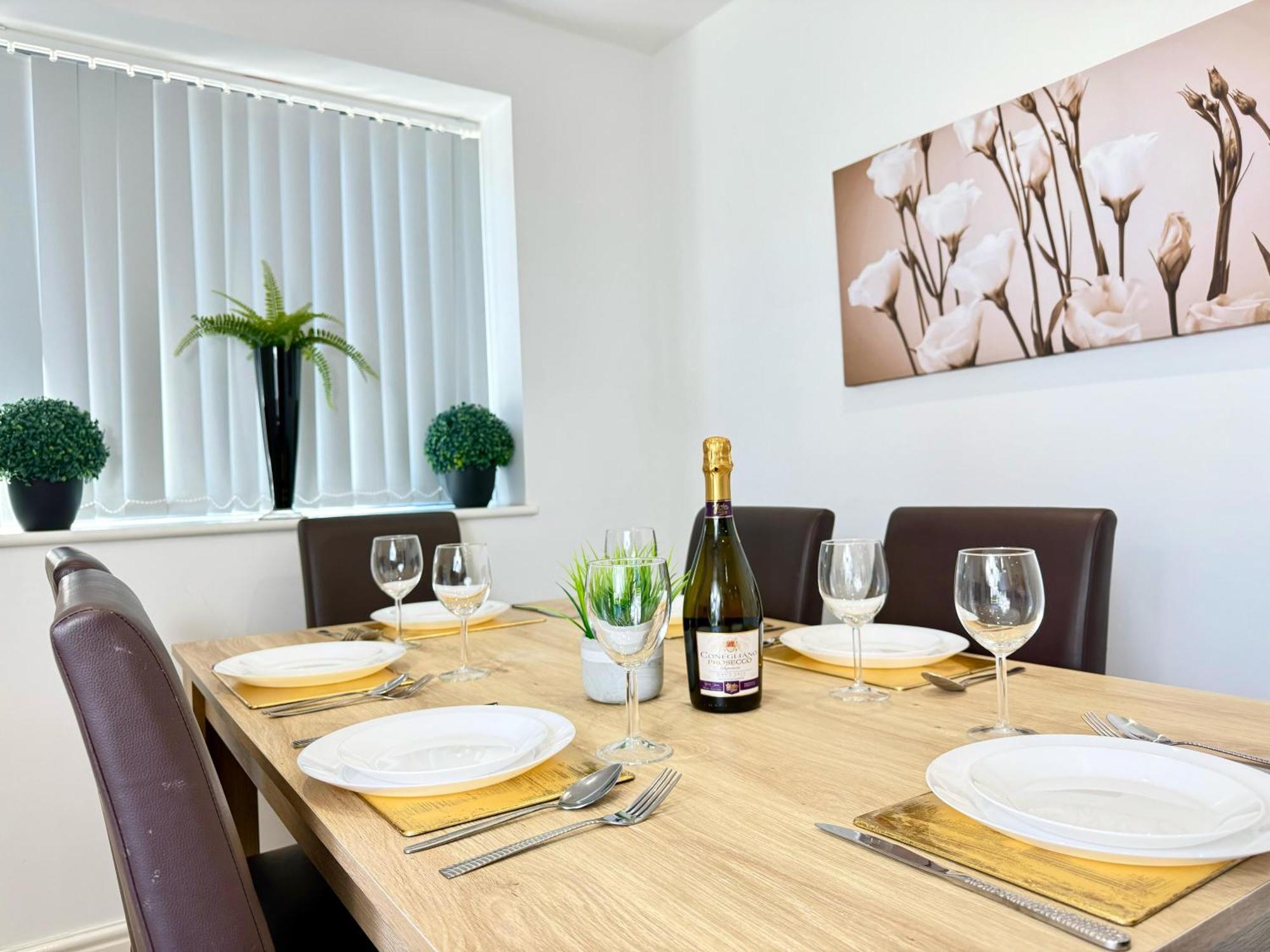 Evergreen Lodge - Two Bed Lux Flat - Parking, Garden, Patio, Wifi, Netflix - Close To Blenheim Palace & Oxford - F3 Кидлингтон Экстерьер фото